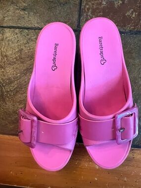 BareTraps Bright Pink Slide Mules with Buckle